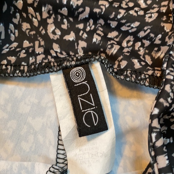 Onzie Bike Shorts - Picture 4 of 4